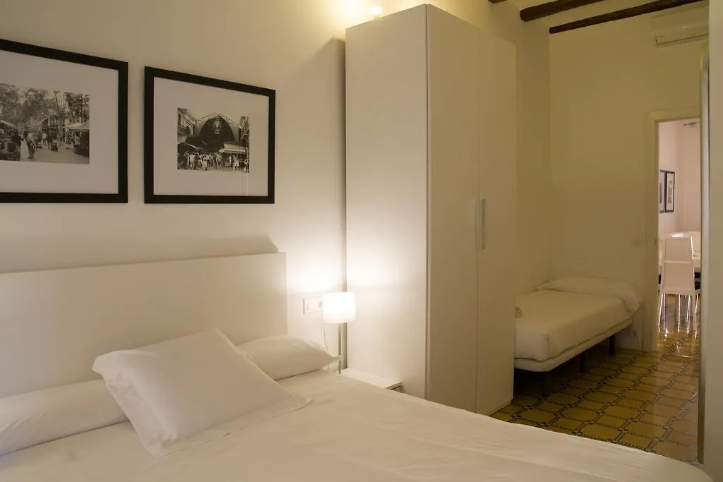 Barnapartments Basic Gracia Barcelona Spain